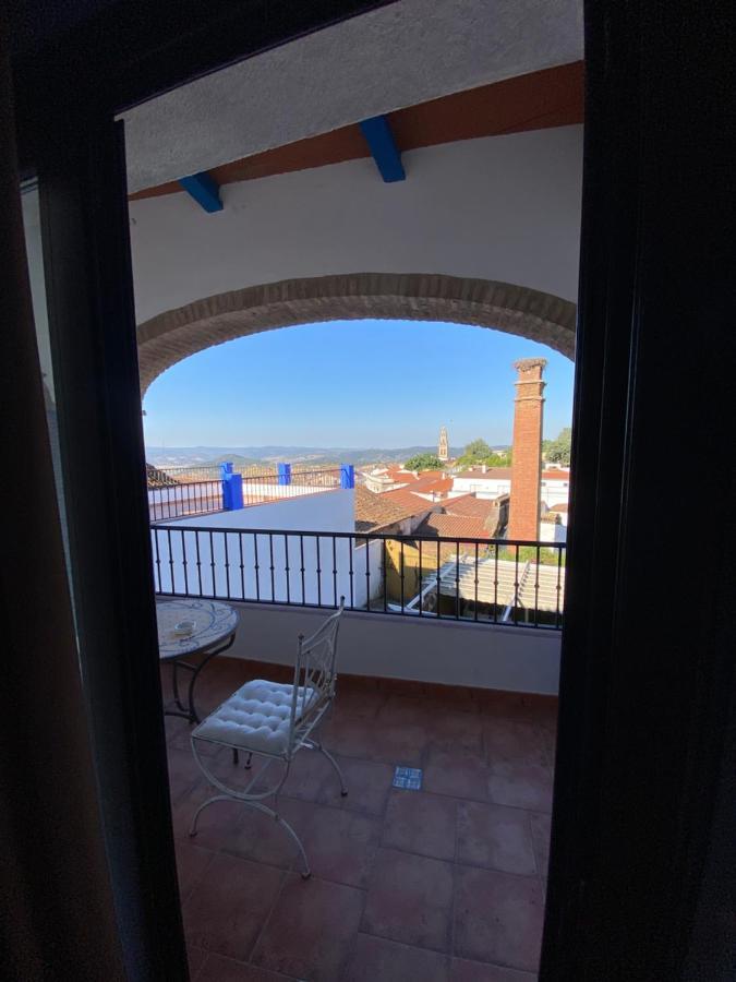 Hotel Rural La Posada De Las Cigueenas Jerez De Los Caballeros Esterno foto
