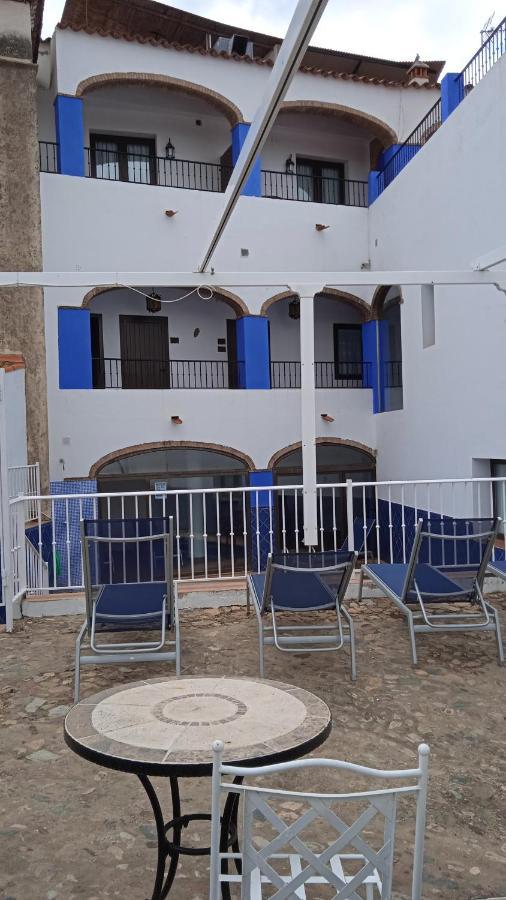 Hotel Rural La Posada De Las Cigueenas Jerez De Los Caballeros Esterno foto
