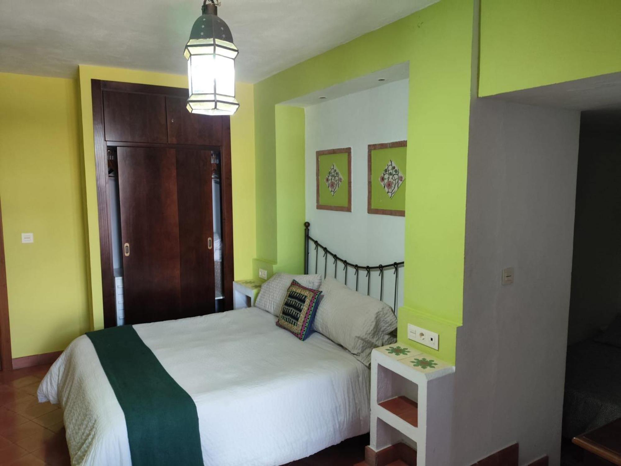 Hotel Rural La Posada De Las Cigueenas Jerez De Los Caballeros Esterno foto